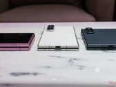 三星展示了三款全新的可折叠智能手机