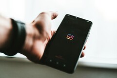 Instagram 用户很快就能使用人工智能随意更改视频。(图片来源：Claudio Schwarz）