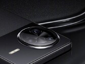 Poco F7 Ultra 看起来像是一款电池容量更小的红米 K80 Pro。(图片来源：小米）