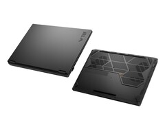 华硕 TUF A18 游戏笔记本电脑在 18 英寸机箱中搭载了 RTX 5070 Laptop GPU。(图片来源：华硕）
