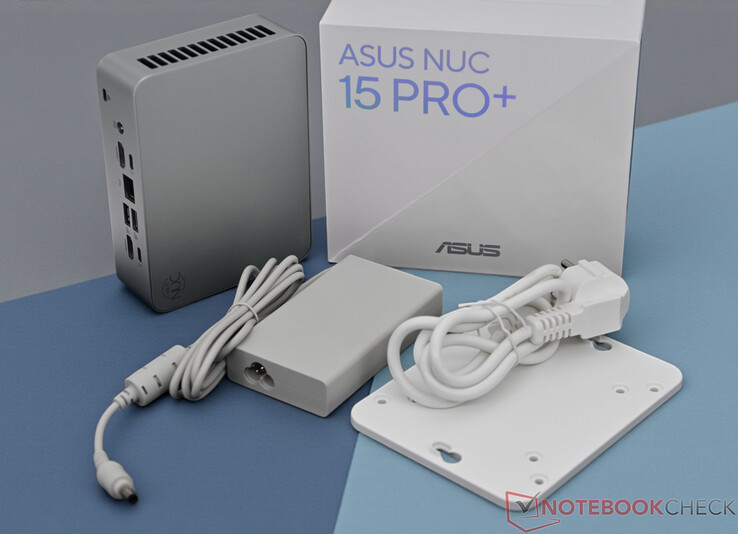 华硕 NUC 15 Pro+ 的供货范围