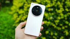 Oppo Find X8 Ultra 的继任者预计将配备四个截然不同的摄像头传感器。(图片来源：微博）