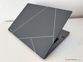 华硕Zenbook S 13 OLED 2023评测--全球最轻薄的OLED超极本与恼人的粉丝斗争