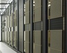 尽管美国实行出口管制，英伟达的 B200 AI 芯片仍能进入中国。图为Nvidia 的 DGX 超级计算机（图片来源：Nvidia）