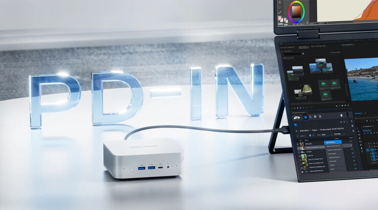 与许多现代迷你 PC 不同，Minisforum AI X1 可通过 USB4 端口供电。(图片来源：Minisforum）