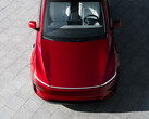 Model Y 的 Ultra Red 颜色选项现已免费提供。(图片来源：特斯拉）