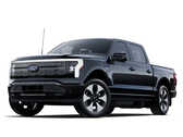 图：白色背景下的福特 F-150Lightning 。(图片来源：福特）