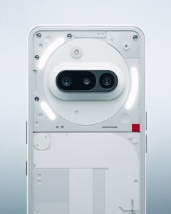Nothing Phone (3a) 将在电源键下方增加一个物理按键。(图片来源：Nothing）