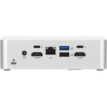 提供两个 HDMI 端口（图片来源：华硕）