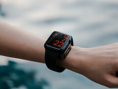 佩戴Apple 手表时可使用 Pixy Tag。(图片来源：Futurizta Tech）