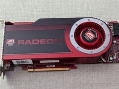 图中所示为 ATI Radeon HD 4870 显卡