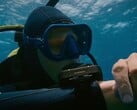 Garmin 的 Descent X30（如图）现已上市。(图片来源：Garmin）
