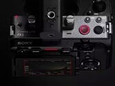图中所示的索尼FX3预计很快将推出继任机型。