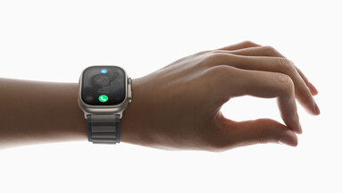 Apple Watch Ultra 2 - 双击手势。(图片来源： )Apple