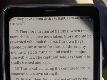 圆角切断了文字。