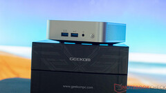 据报道，Geekom AE7 将是已上市的 A7 mini PC 的不同变体（图片来源：Notebookcheck）