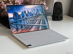 戴尔 XPS 16 9640 评测。测试设备由德国戴尔公司提供。