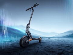 小米电动滑板车4 Ultra单次充电的续航里程可达70公里（约43英里）。(图片来源：小米)