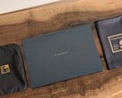 搭载骁龙处理器的最新款14英寸Yoga 7翻盖式笔记本,续航时间是同配置AMD机型的两倍以上