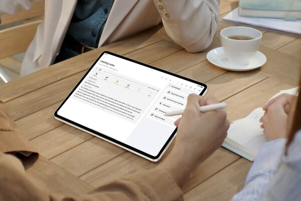 Honor MagicPad 3 采用 13.3 LCD 显示屏，与前代产品的 OLED 显示屏不同。(图片来源：Honor)