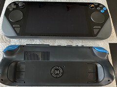 这款 Steam Deck 原型机的功能明显不如零售机。(图片来源：eBay - 已编辑）