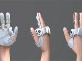 原型手套部分覆盖手部，重点放在指尖表面（图片提供：夏普）
