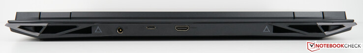 后部：电源接口、USB-C（Thunderbolt 4）、HDMI 2.1
