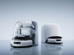 DJI Romo P2(左)和 Romo A2(右)。