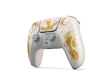 耀天之灵》金色限量版 DualSense 手柄。(图片来源：PlayStation）