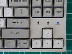 Keychron C1 Pro 8K 指示灯。 