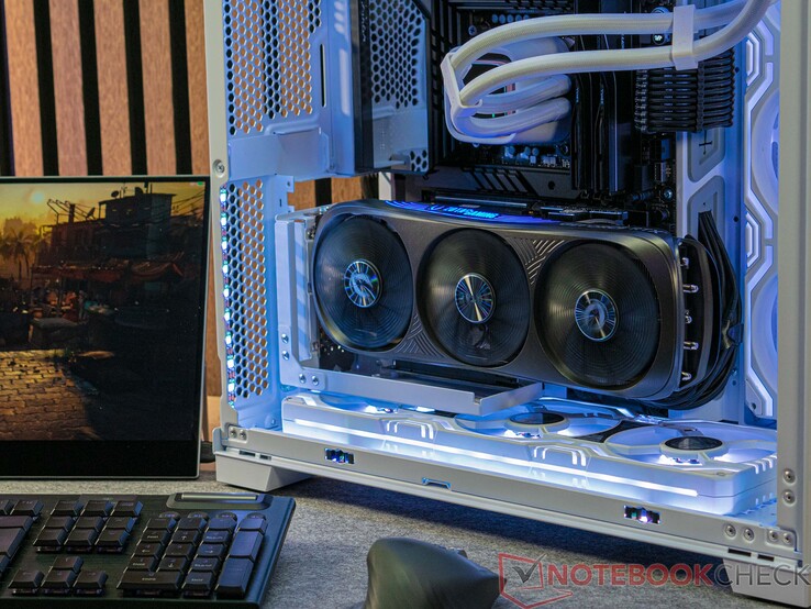 Zotac GamingGeForce RTX 4080 超级三位一体黑色版 Zotac GamingGeForce RTX 4080 超级三位一体黑色版