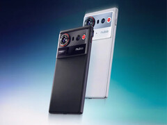 努比亚 Z80 Ultra 的两种全球首发颜色。