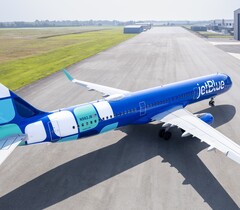 一架捷蓝航空公司的飞机（图片来源：亚马逊）