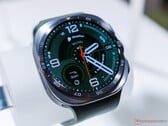 三星 Galaxy Watch Ultra 2（如图所示）