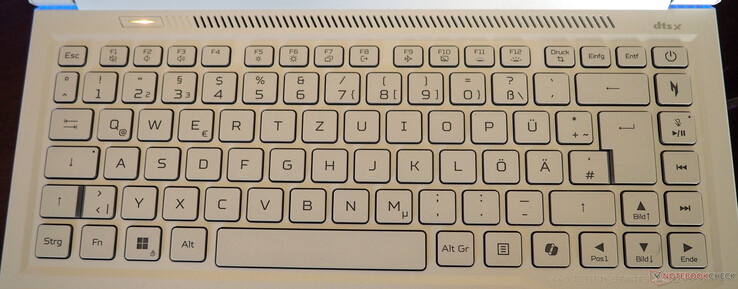 宏碁 Nitro V14 AI:键盘