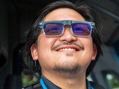 亚马逊正在开发专业用智能眼镜。(图片来源：亚马逊）