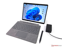 Surface Pro 9 5G可能在去年Surface Pro 8的基础上重新设计了底盘。 (图片来源: NotebookCheck)