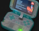 Pi Tin 是一种新型 DIY 手持设备（图片来源：jackw01, soaporsalad）