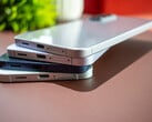 三星 Galaxy A57 的厚度仅为 6.9 毫米。