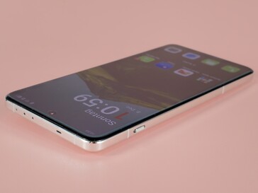 回顾 OnePlus 13。(图片来源：Marcus Herbrich）