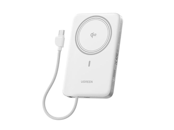 白色的 Ugreen MagFlow Air Qi2 超薄磁性移动电源