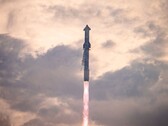 星际飞船发射图片。(图片来源：SpaceX）