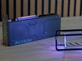 有关 AMD 最高规格 RDNA 4 显卡的新信息已在网上曝光（图片来源：Notebookcheck）
