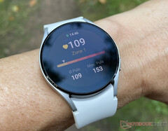 Galaxy Watch4 系列现在可以进行首次重大操作系统更新,也是 One UI Watch 的第二次重大版本变更。(图片来源:Notebookcheck)