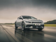 像EV6这样的800V电动车在短期内不会成为大多数(图片:起亚)。