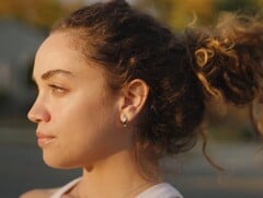 Lumia 2 是一款非常不起眼的可穿戴设备（图片来源：Lumia Health）