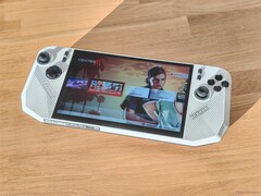 微星 Claw A8（图片来源：Notebookcheck）