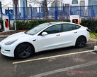 超级充电站中的特斯拉 Model 3。(图片来源：Notebookcheck）