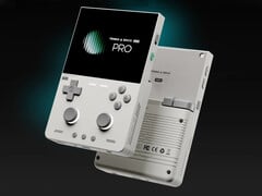 TrimUI Brick Pro 与 Brick 和 Brick Hammer 一样,运行的是 Linux 发行版。