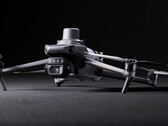Mavic 3M包含五个摄像头和几个先进的传感器。(图片来源: DJI)
